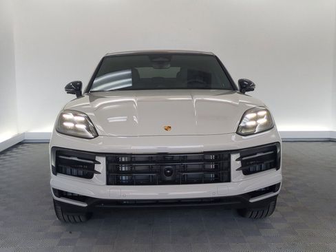 New 2026 Porsche Cayenne E-Hybrid Coupe AWD/4WD image 7