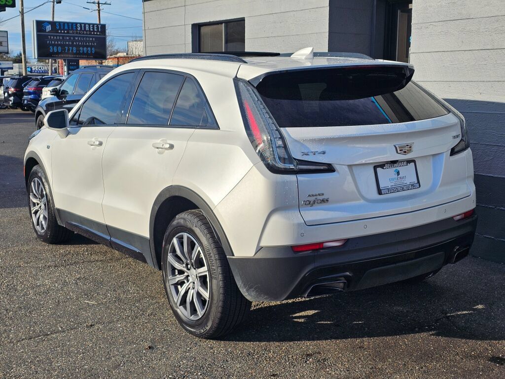 Used 2019 Cadillac XT4 Sport w/ Driver Awareness Package AWD/4WD image 3