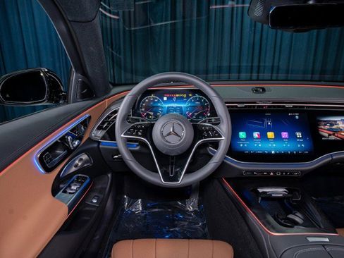 New 2026 Mercedes-Benz E 350 4MATIC Sedan image 15