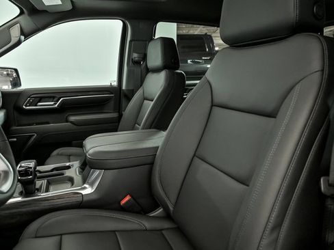New 2026 GMC Sierra 1500 SLT w/ SLT Premium Plus Package image 7