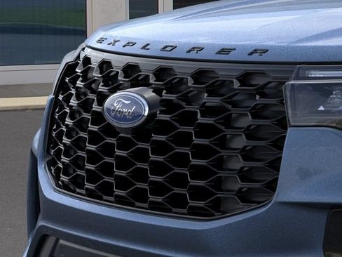 New 2026 Ford Explorer ST-Line w/ ST-Line Street Pack AWD/4WD image 41