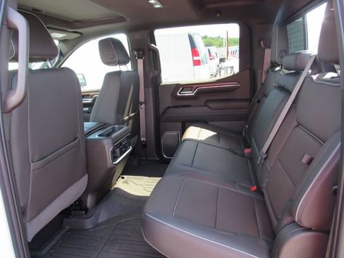 Used 2023 GMC Sierra 1500 Denali w/ Denali Reserve Package AWD/4WD image 34