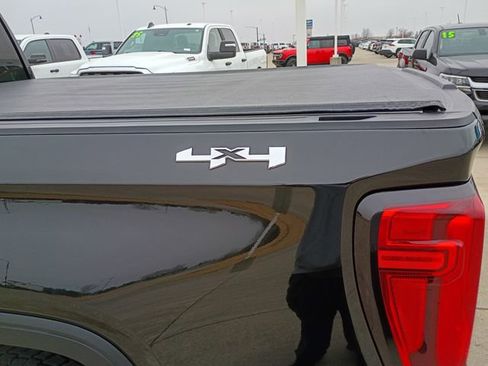 Used 2019 GMC Sierra 1500 Elevation image 15