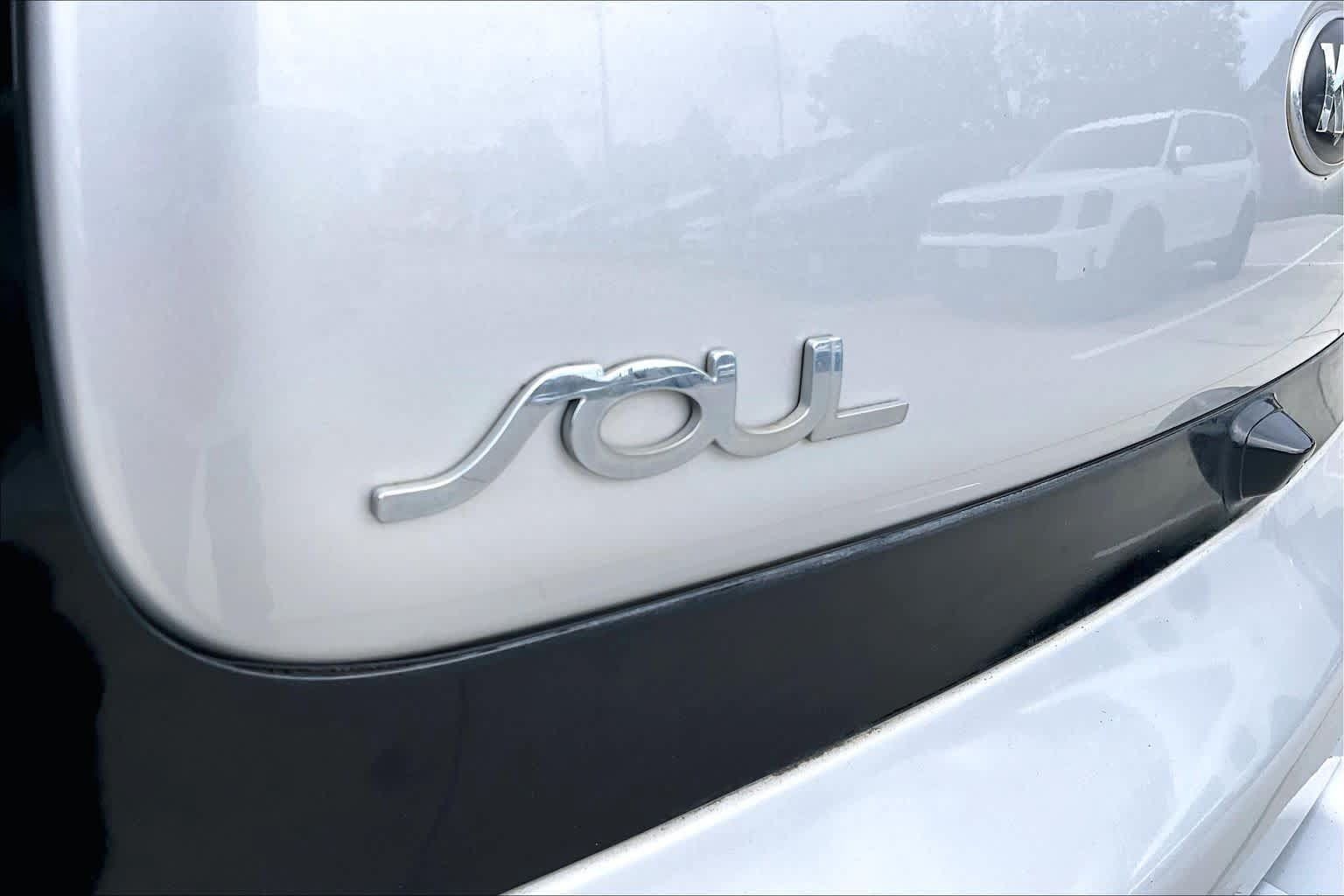 Used 2019 Kia Soul FWD image 25