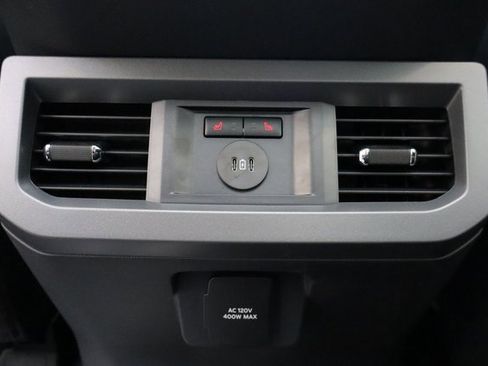 New 2026 Ford F250 Lariat w/ Black Appearance Package image 39