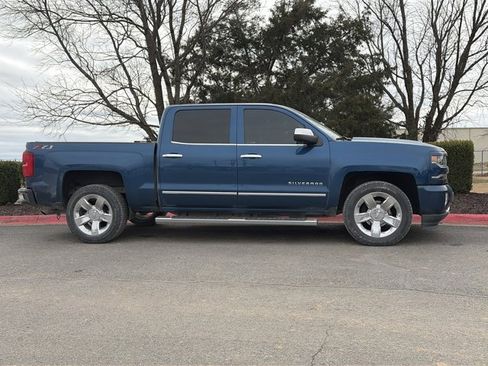Used 2018 Chevrolet Silverado 1500 LTZ Z71 w/ LTZ Plus Package image 2