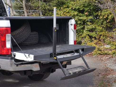 Used 2017 Ford F250 Lariat image 21