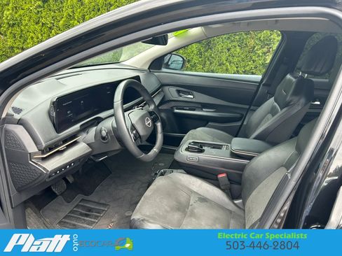 Used 2023 Nissan Ariya FWD image 20