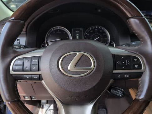 Used 2017 Lexus ES 350 w/ Navigation System Package image 23