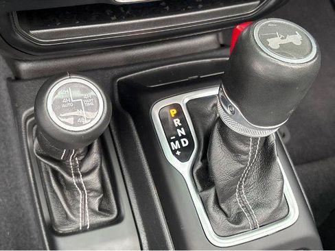 Used 2023 Jeep Wrangler Unlimited Sahara w/ Cold Weather Group AWD/4WD image 24