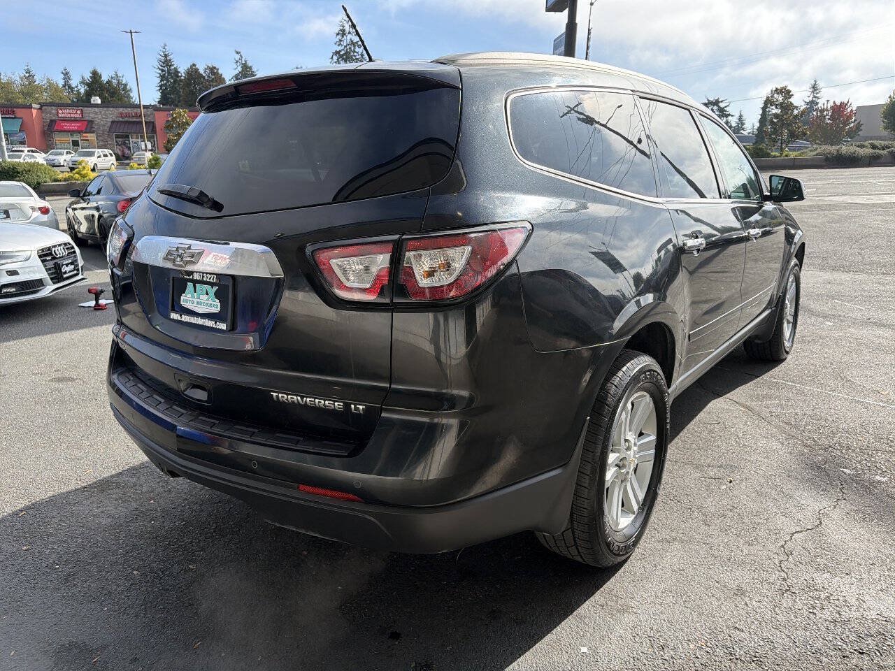 Used 2013 Chevrolet Traverse LT AWD/4WD image 8