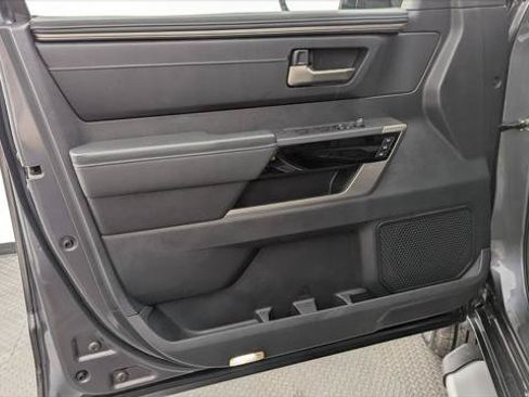 Used 2023 Toyota Tundra Limited AWD/4WD image 13