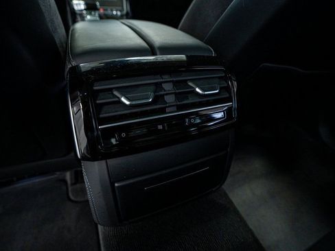 Used 2023 Audi S8 AWD/4WD image 55