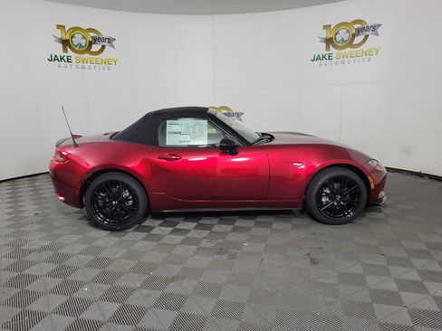 New 2026 MAZDA MX-5 Miata Club w/ Interior Package RWD image 10