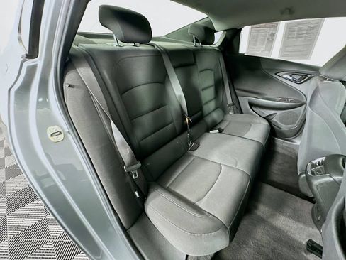 Used 2024 Chevrolet Malibu LT FWD image 35