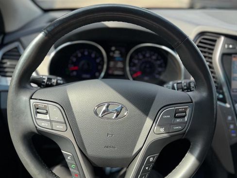Used 2016 Hyundai Santa Fe Limited w/ Option Group 04 AWD/4WD image 21