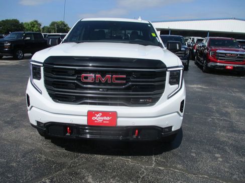 Used 2026 GMC Sierra 1500 AT4 w/ AT4 Premium Package AWD/4WD image 13