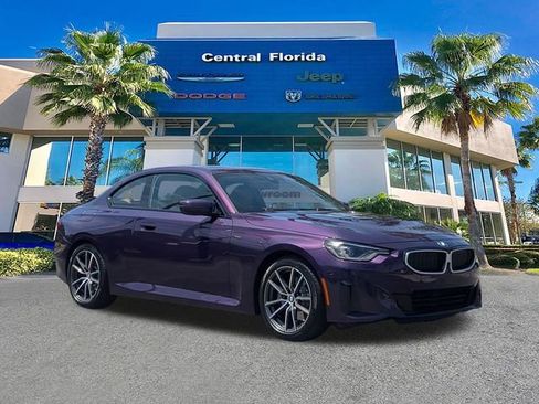 Used 2025 BMW 230i Coupe RWD image 2