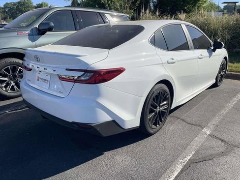 Used 2026 Toyota Camry SE image 13