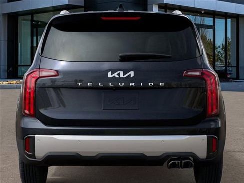 New 2025 Kia Telluride S image 13