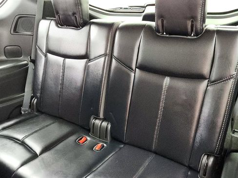 Used 2018 Nissan Pathfinder Platinum FWD image 39