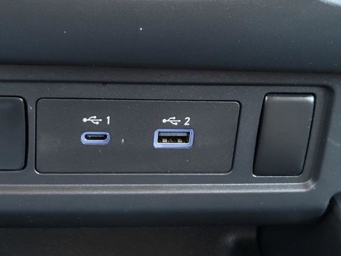 Used 2024 Nissan Frontier S w/ S Utility Package image 17