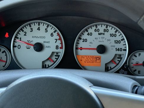 Used 2014 Nissan Frontier Desert Runner image 15