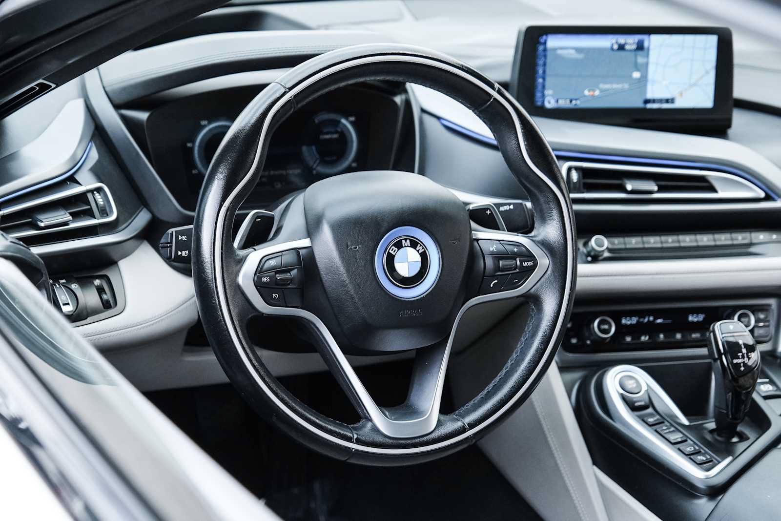 Used 2015 BMW i8 AWD/4WD image 20