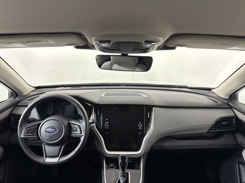 Used 2025 Subaru Outback Premium image 19