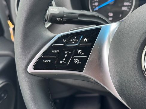 Used 2024 Mercedes-Benz eSprinter 170 Cargo image 22