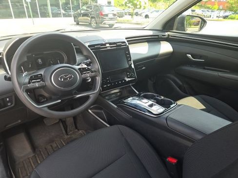 Used 2022 Hyundai Tucson Blue AWD/4WD image 2