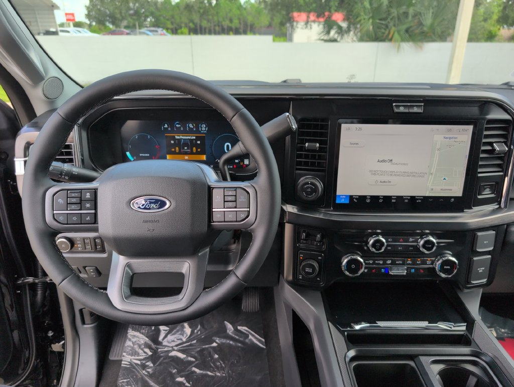 New 2026 Ford F350 Lariat w/ Black Appearance Package AWD/4WD image 17