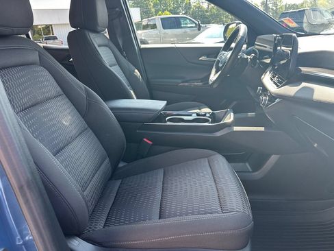 Used 2026 Chevrolet Equinox LT FWD image 14