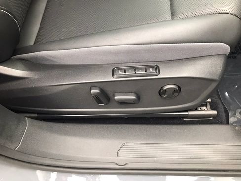 Used 2023 Volkswagen ID.4 Pro S Plus image 50