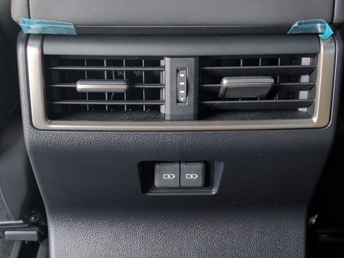 Used 2024 Lexus GX 550 AWD/4WD image 26