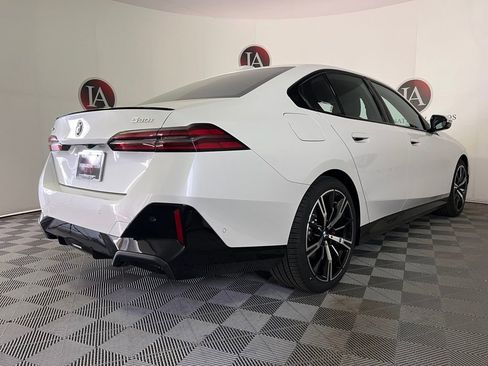 New 2026 BMW 530i xDrive w/ M Sport Package image 6