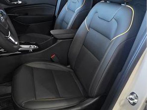 New 2026 Chevrolet Trax ACTIV FWD image 14