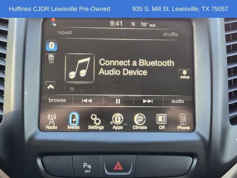 Certified 2017 Jeep Cherokee Latitude w/ Safety/Convenience Group image 18