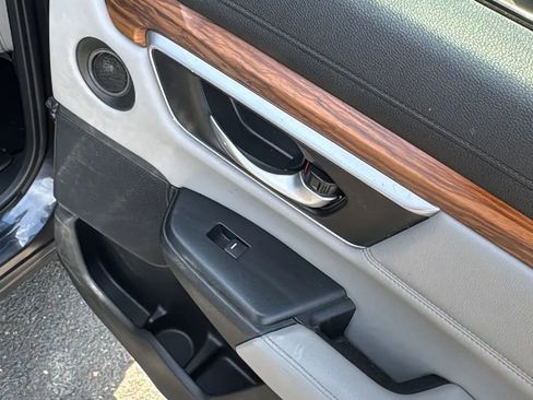 Used 2018 Honda CR-V EX-L image 21
