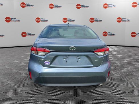 Used 2025 Toyota Corolla LE FWD image 3