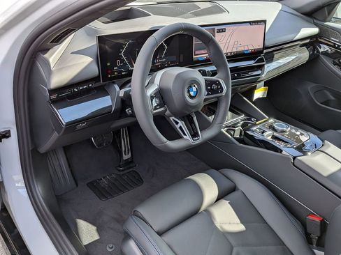 New 2026 BMW 530i image 10