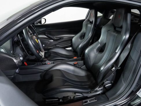 Used 2019 Ferrari 488 Pista Coupe image 5