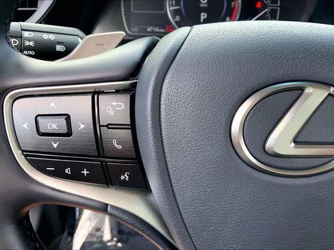 Certified 2024 Lexus ES 350 w/ Premium Package FWD image 24