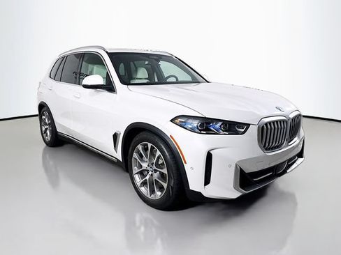 Used 2026 BMW X5 xDrive50e AWD/4WD image 1