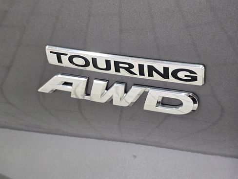 Used 2020 Honda Pilot Touring image 18