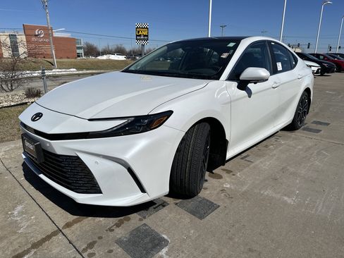 New 2026 Toyota Camry XLE w/ Premium Plus Package image 3