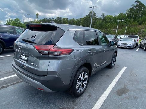 Used 2023 Nissan Rogue SV AWD/4WD image 7