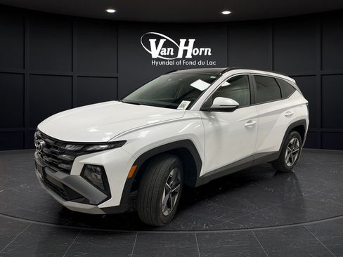 Used 2025 Hyundai Tucson SEL AWD/4WD image 3