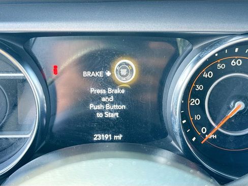 Used 2022 Jeep Wrangler Unlimited Sport image 13