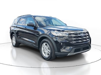 New 2026 Ford Explorer Active w/ Active Comfort Package